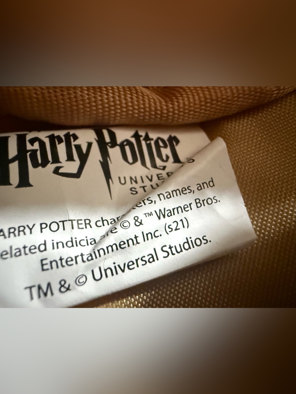 Harry Potter Gryffindor Universal Studios Mini Backpack Red Faux Leather Pom Bag - Picture 8 of 8